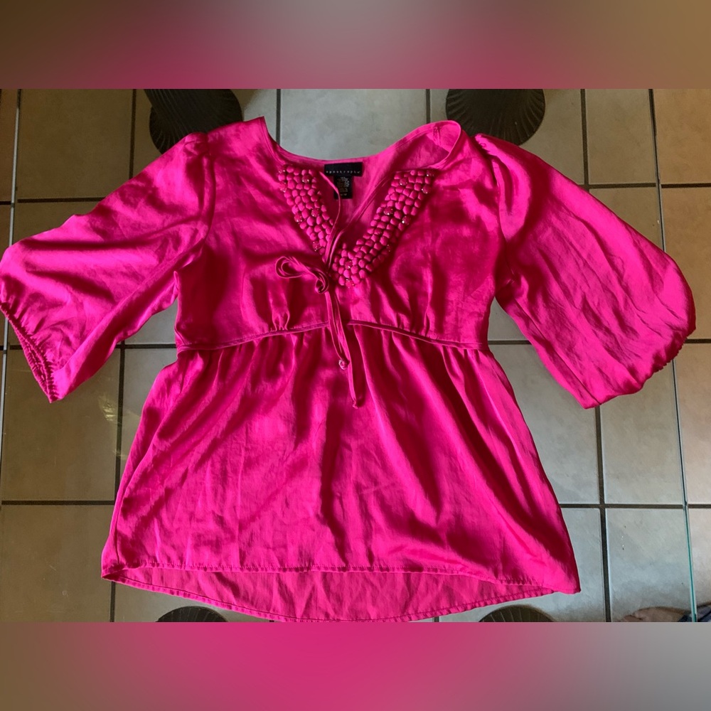 Apostrophe V-Neck Blouse